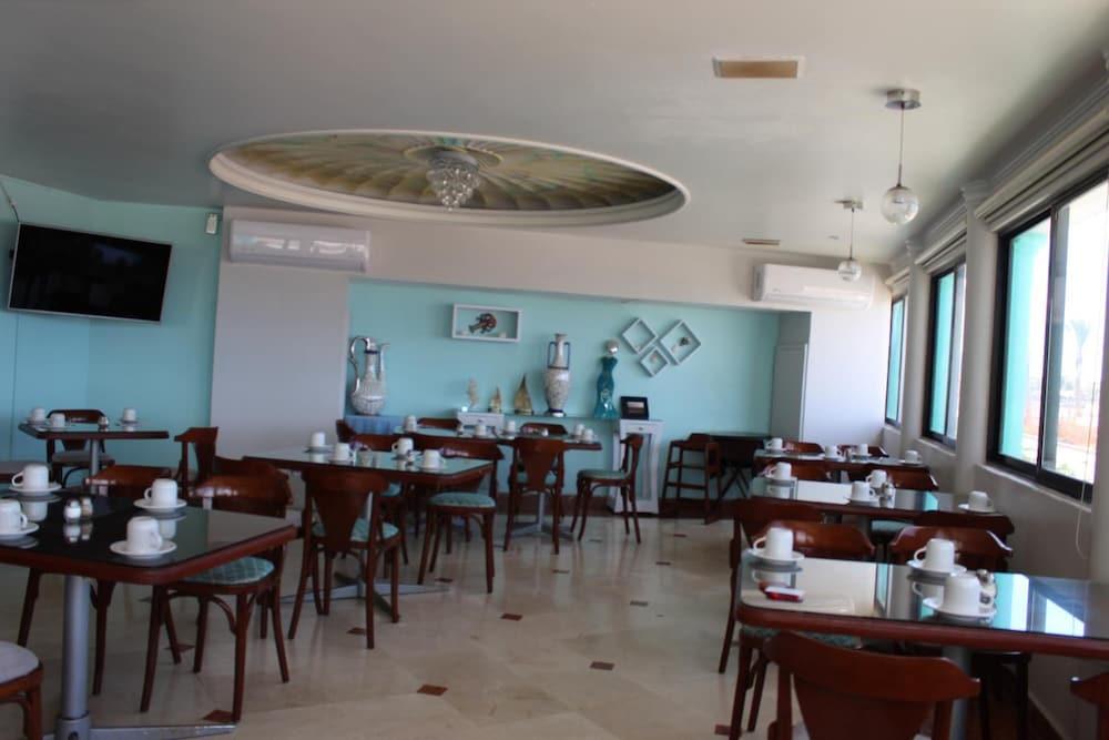 Hotel Playa Marina Масатлан Экстерьер фото