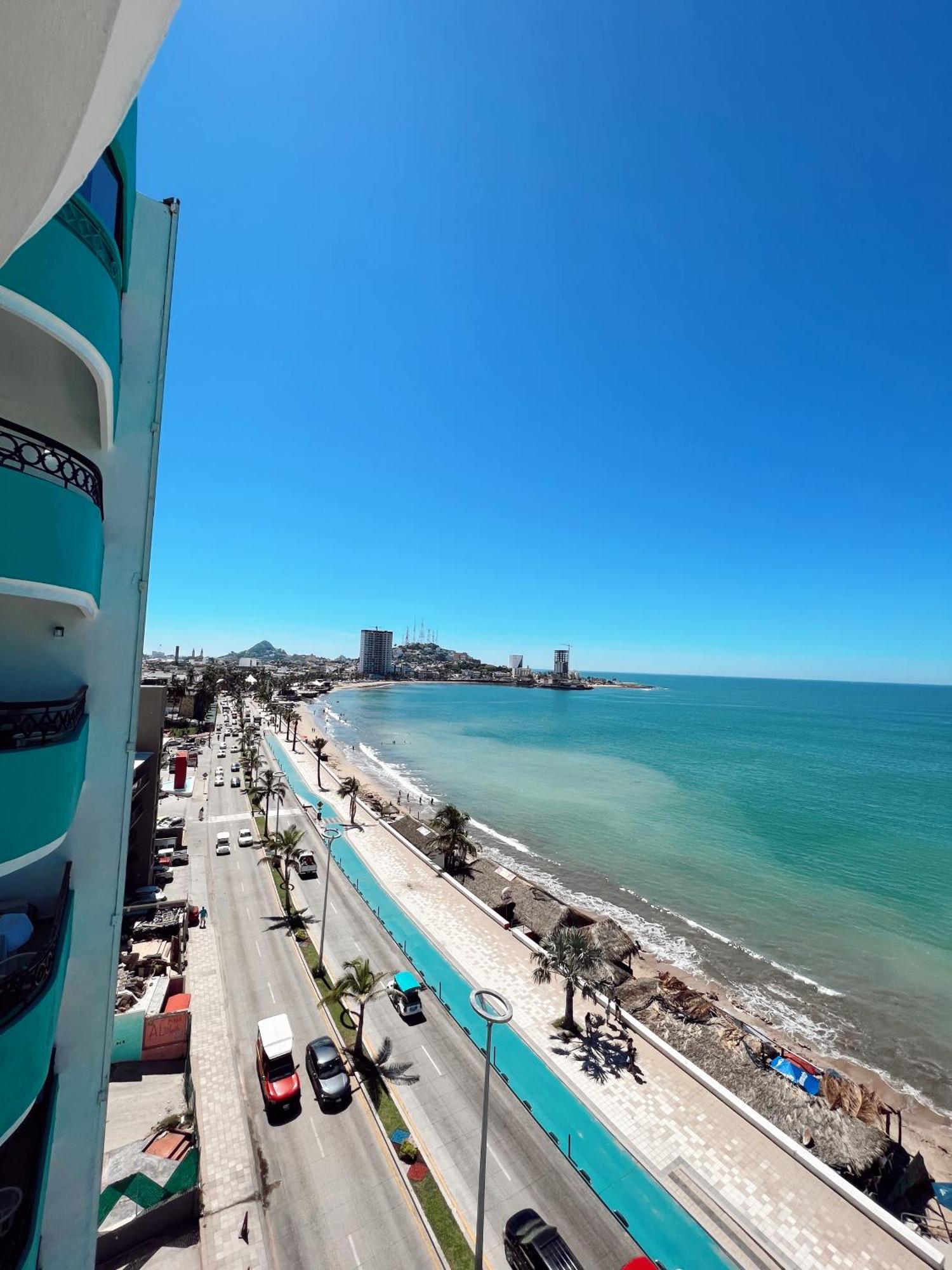 Hotel Playa Marina Масатлан Экстерьер фото