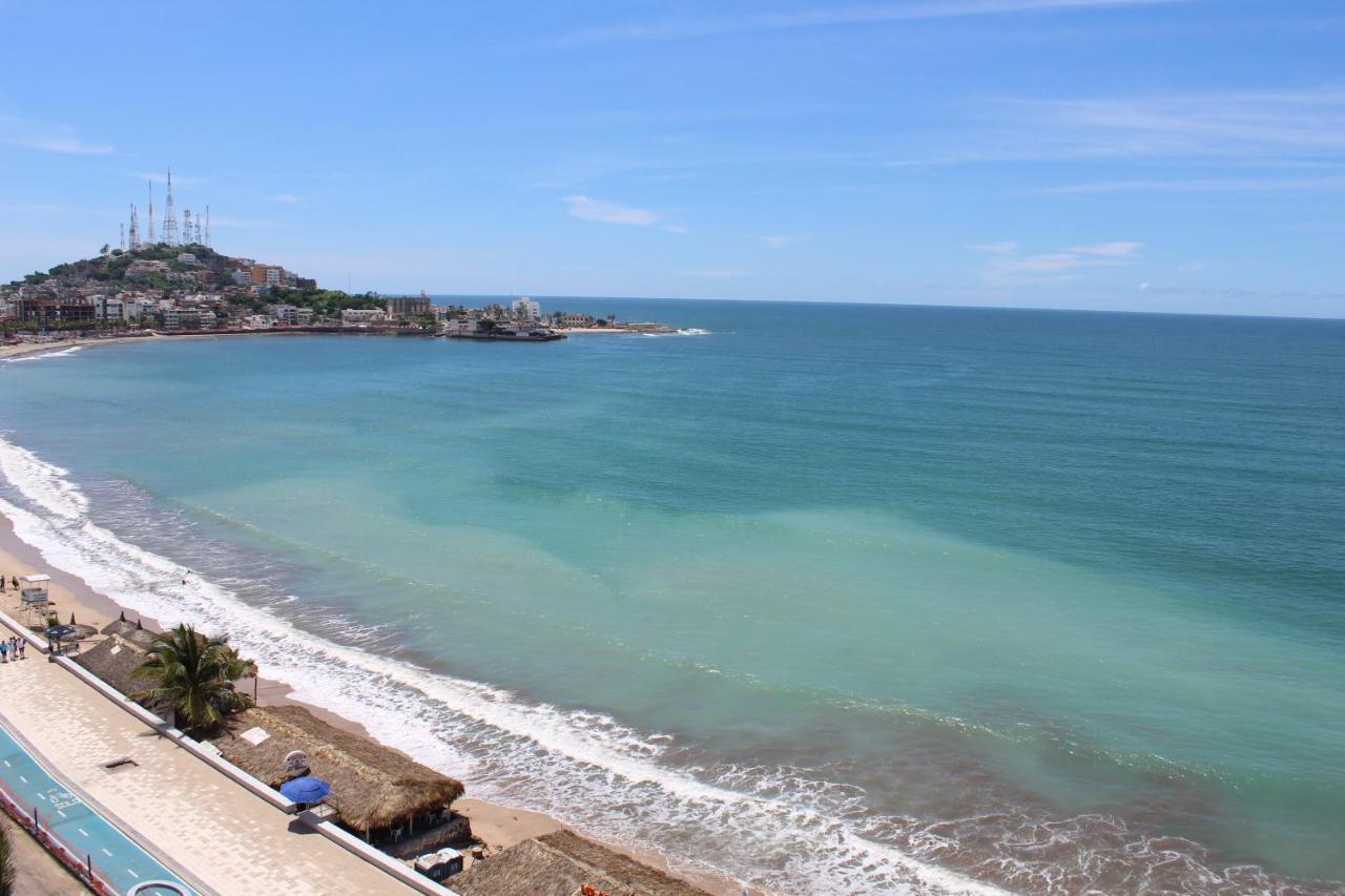 Hotel Playa Marina Масатлан Экстерьер фото